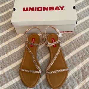 BRAND NEW Unionbay sandals